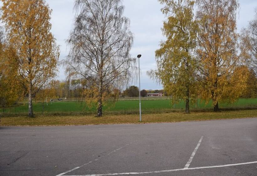 בית מלון כפרי L Hasslo