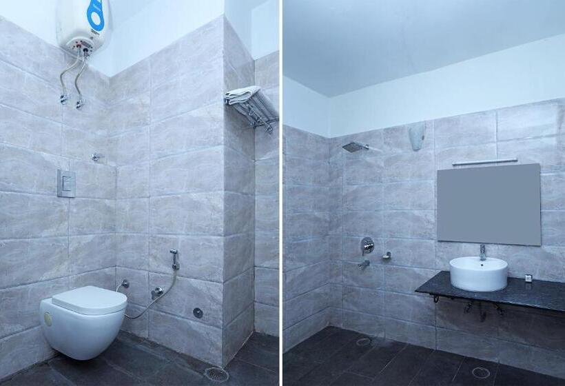 Hotel Collection O Laj Regency