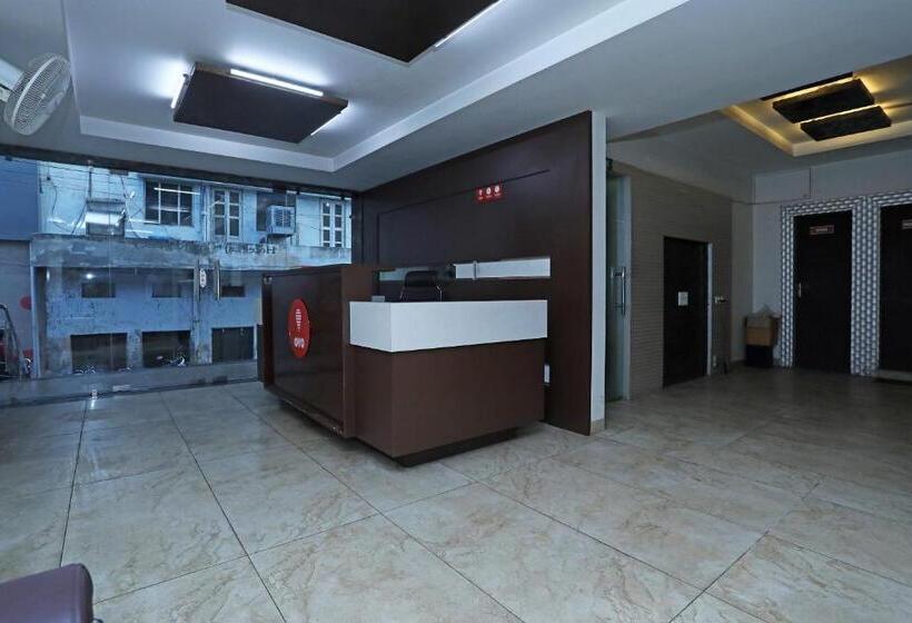 Hotel Collection O Laj Regency