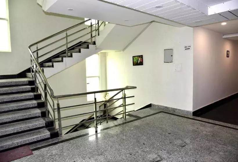 Hôtel M K Plaza