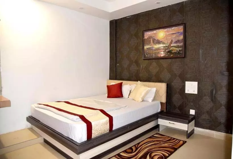 Hôtel M K Plaza