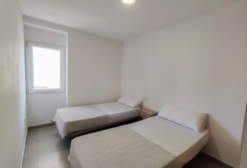 Apartamentos Gandia Familiar 3000