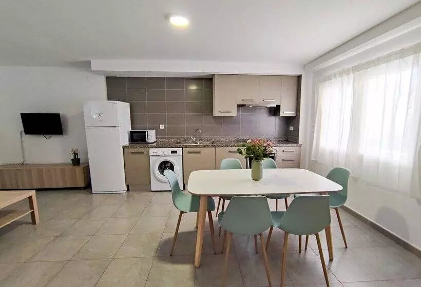 Apartamentos Gandia Familiar 3000