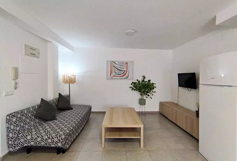 Apartamentos Gandia Familiar 3000