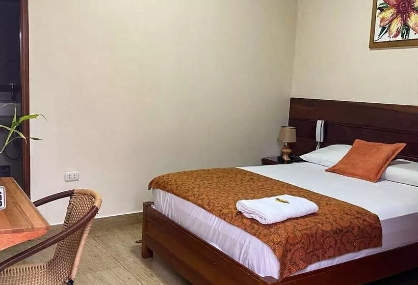 Retkeilymaja Hostal Macambo