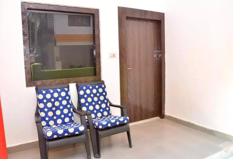 تختخواب و صبحانه Inn Residency