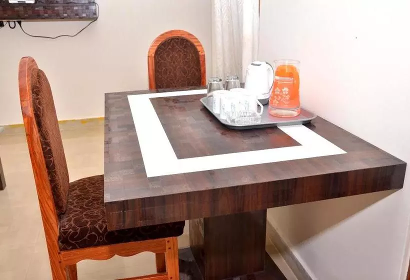 تختخواب و صبحانه Inn Residency