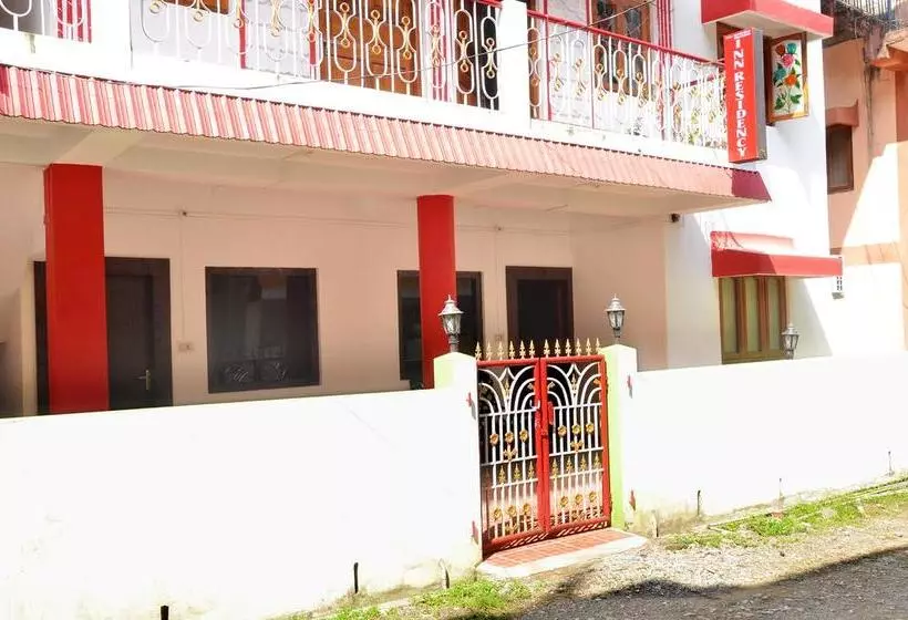 تختخواب و صبحانه Inn Residency