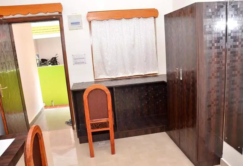 تختخواب و صبحانه Inn Residency