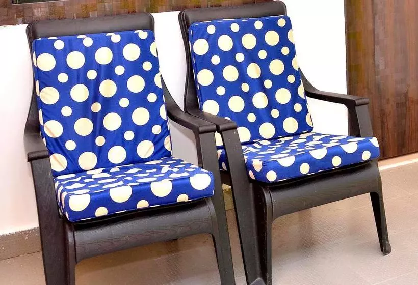 تختخواب و صبحانه Inn Residency