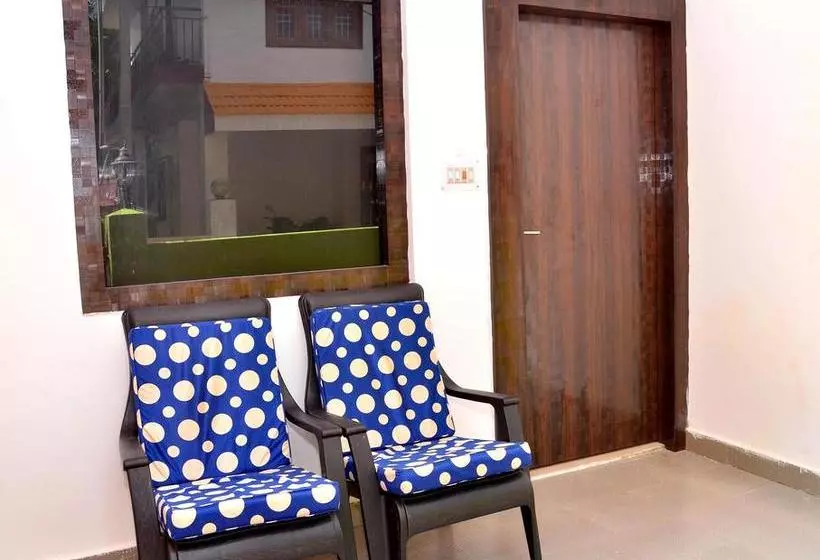 تختخواب و صبحانه Inn Residency