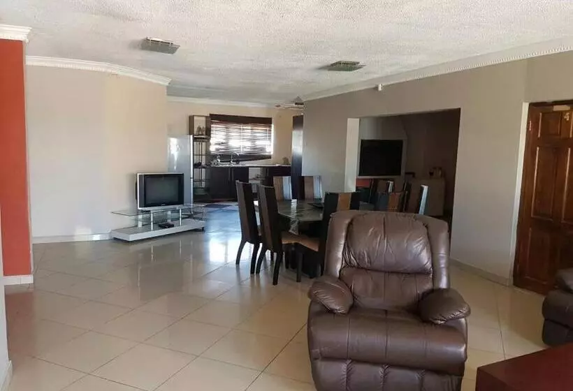 Elilo Bed And Breakfast