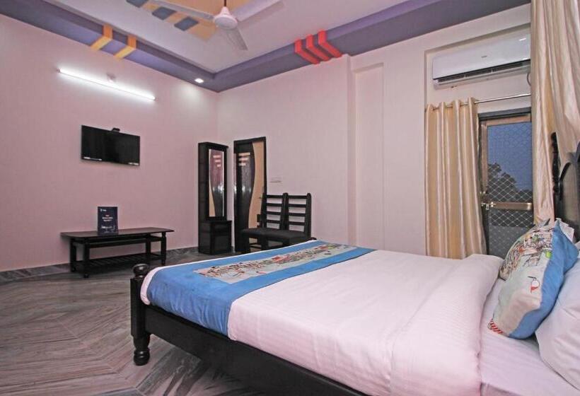 Hotel Collection O 9529  Krishna Palace