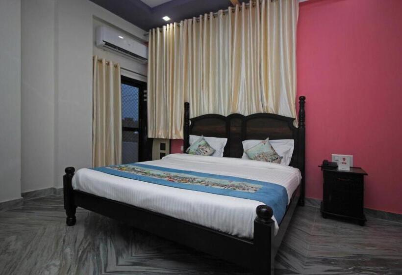 Hotel Collection O 9529  Krishna Palace