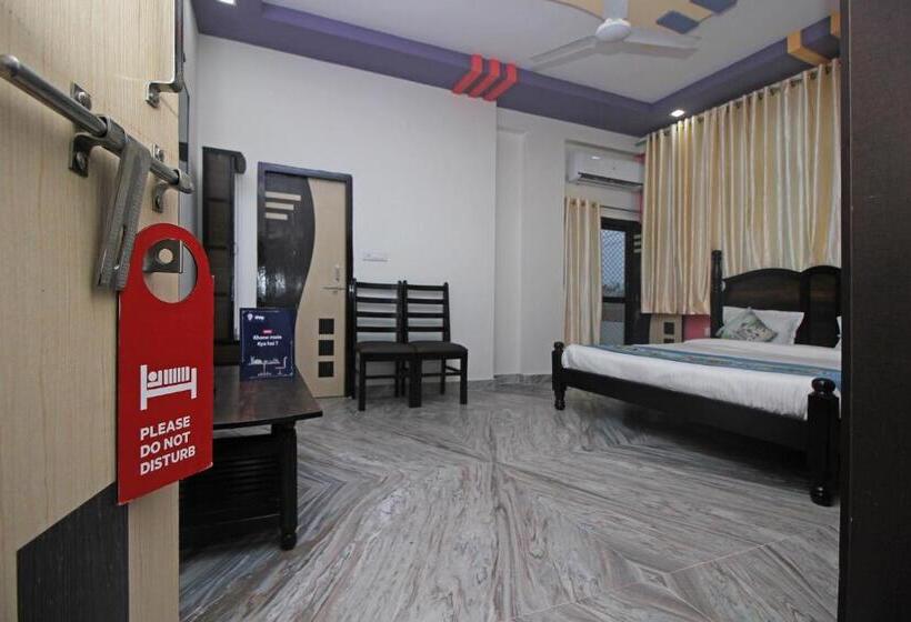 Hotel Collection O 9529  Krishna Palace