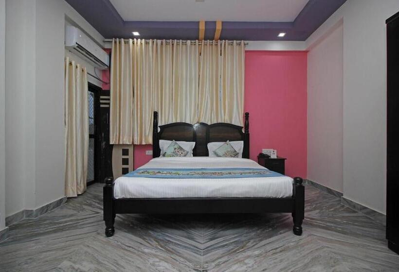 Hotel Collection O 9529  Krishna Palace