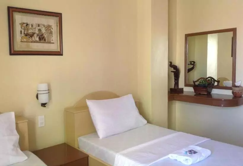 هتل Danel Pensionne House