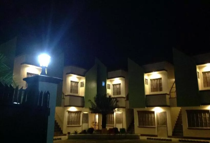 هتل Danel Pensionne House