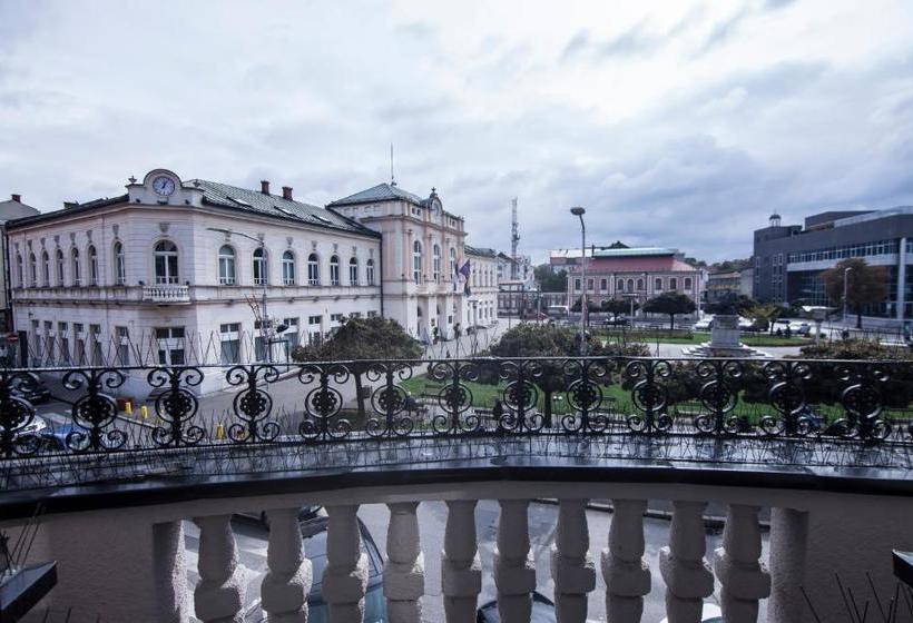 هتل Balkan Centar