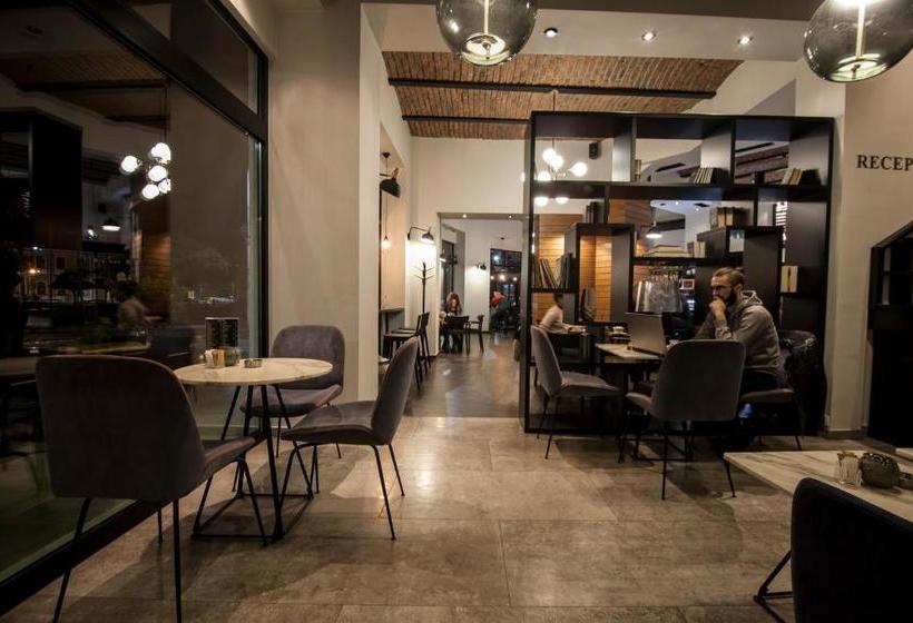 هتل Balkan Centar