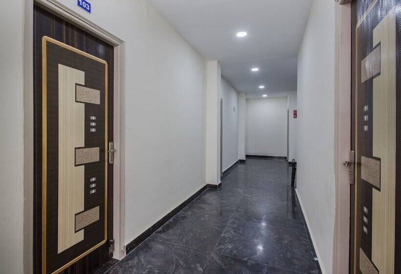 בית מלון כפרי Oyo 484 Secunderabad