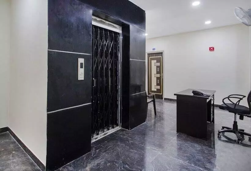 هتل Oyo 484 Secunderabad
