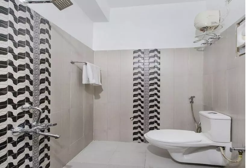 هتل Oyo 484 Secunderabad