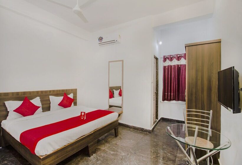 בית מלון כפרי Oyo 484 Secunderabad