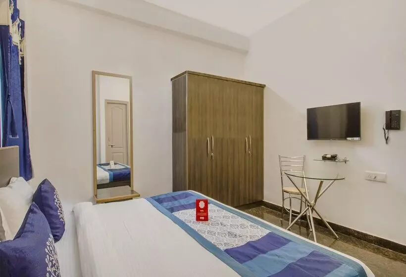 هتل Oyo 484 Secunderabad