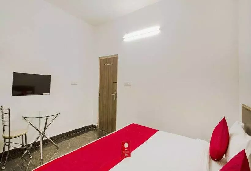 هتل Oyo 484 Secunderabad