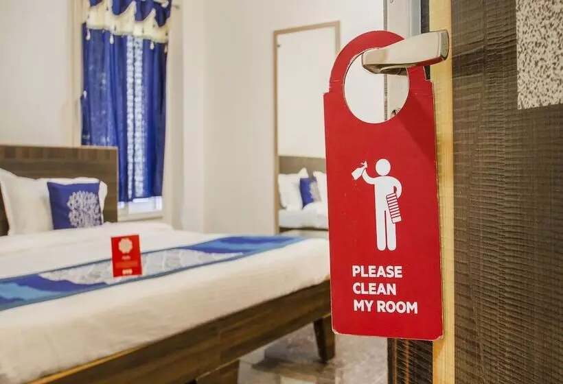 هتل Oyo 484 Secunderabad