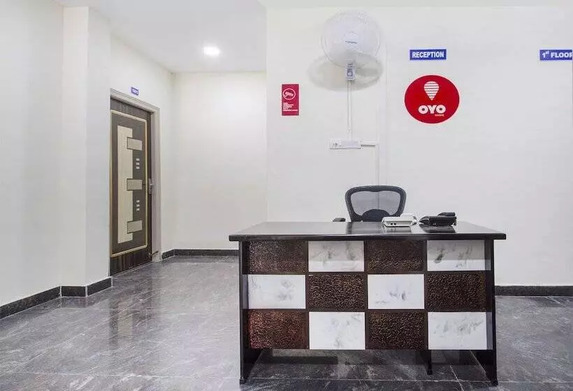 هتل Oyo 484 Secunderabad