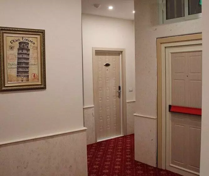 Park Hotel Tirana
