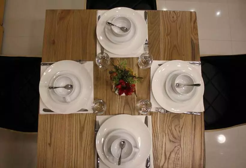 Park Hotel Tirana