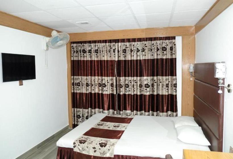 هتل Saint Martin Ltd