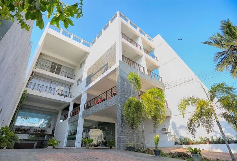 Отель Twenty Two Binaweli