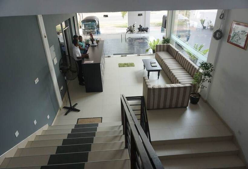 Отель Twenty Two Binaweli