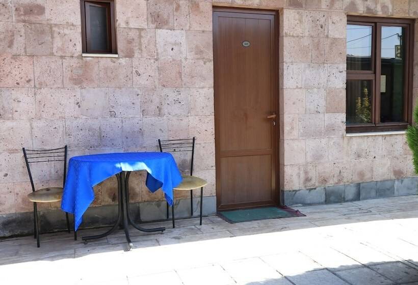 Musa Ler Hotel Yerevan