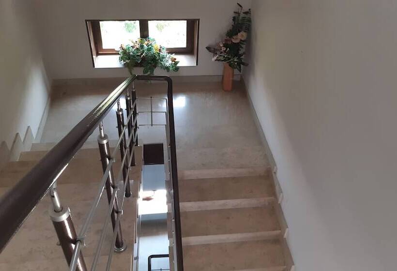 Musa Ler Hotel Yerevan