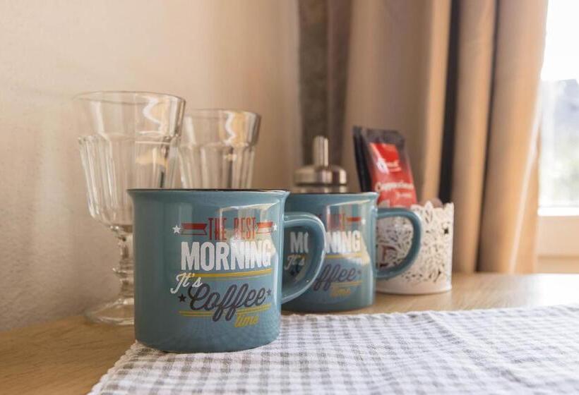 هاستل Central Bled House