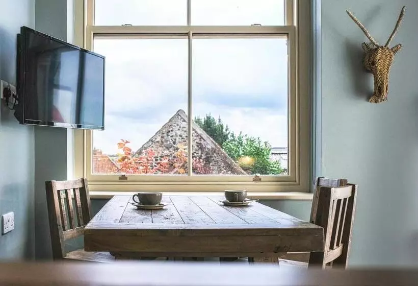 ベッドアンドブレックファースト The Globe Inn