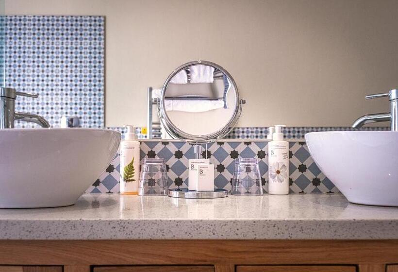 住宿加早餐 The Globe Inn