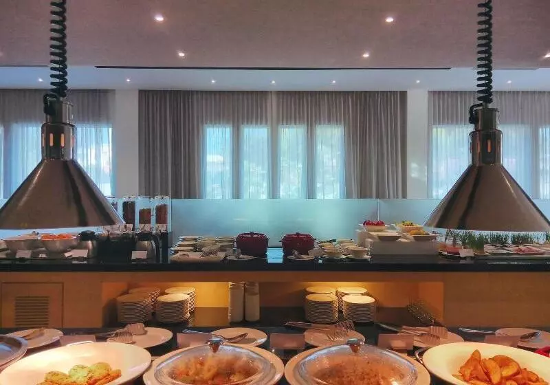 هتل Fairfield By Marriott Coimbatore