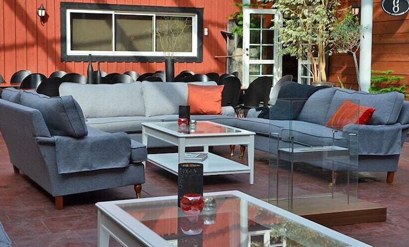 호텔 åhus Gästgivaregård