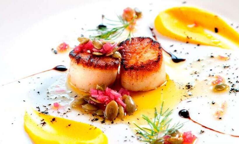 호텔 åhus Gästgivaregård