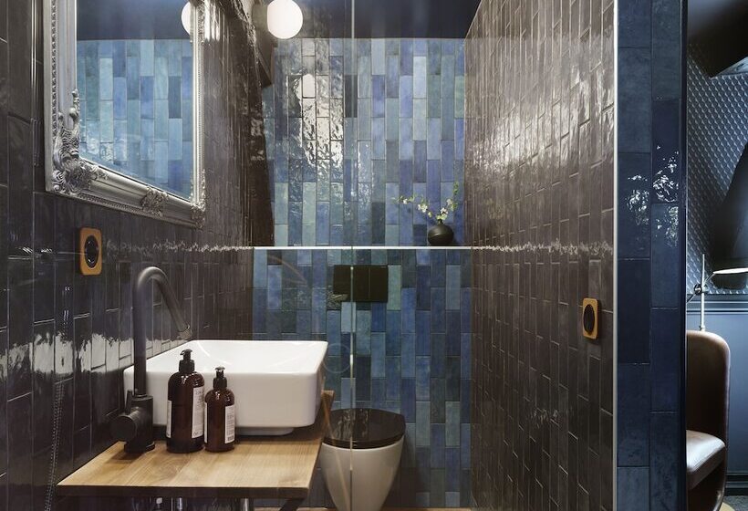 호텔 åhus Gästgivaregård