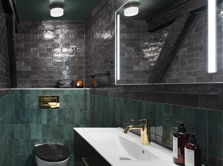 호텔 åhus Gästgivaregård