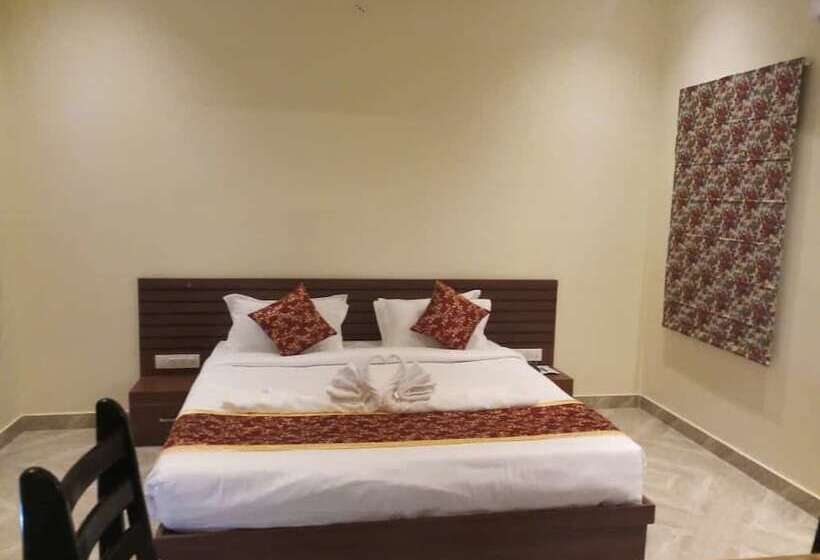 Hotel Kanj Avtar Resort