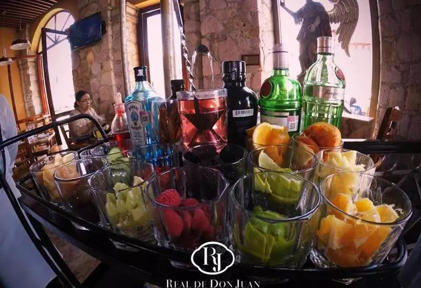 ホテル Real De Don Juan