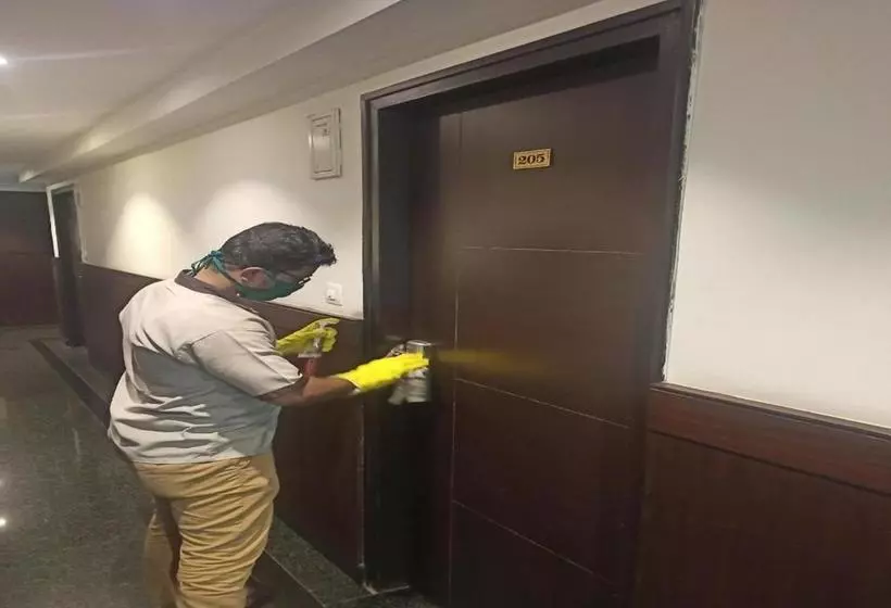 Traders Hotel   Kankanady, Mangalore